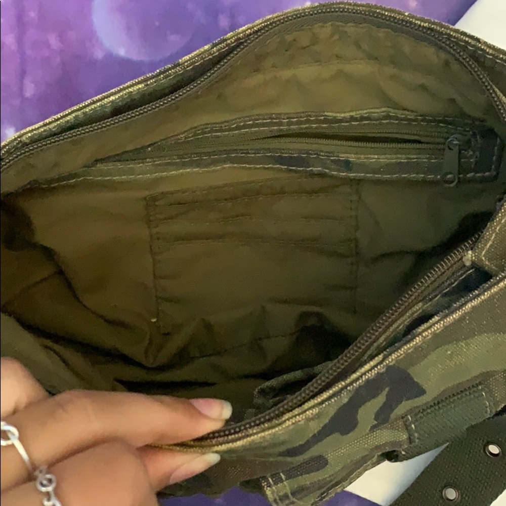 Purse - Picture 3 of 3
